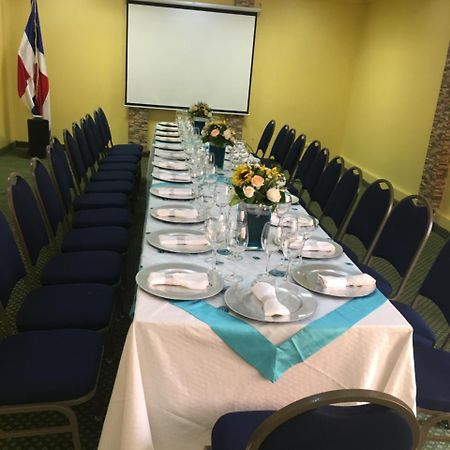 Hotel Novus Caoba Esperanza Luaran gambar