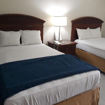 Hotel Novus Caoba Esperanza Luaran gambar