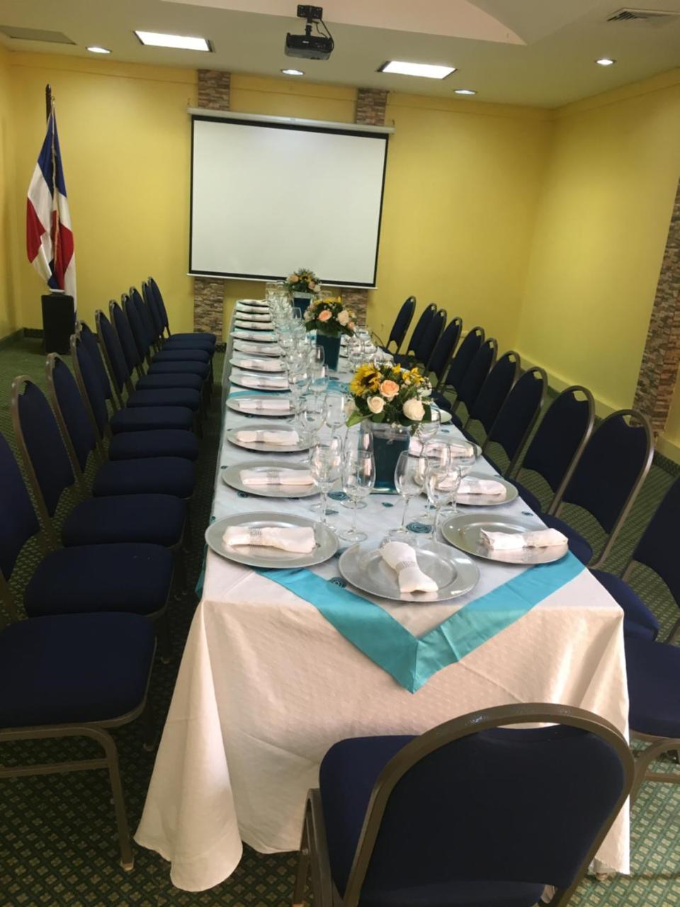 Hotel Novus Caoba Esperanza Luaran gambar