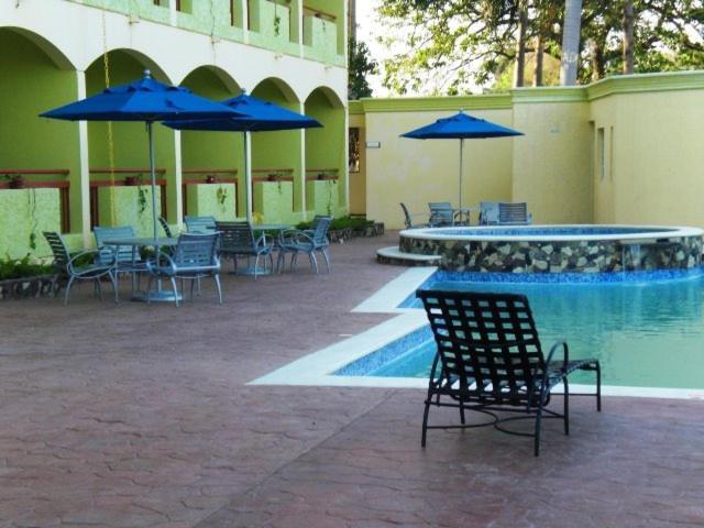 Hotel Novus Caoba Esperanza Luaran gambar